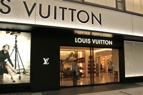 louis vuitton rome reviews